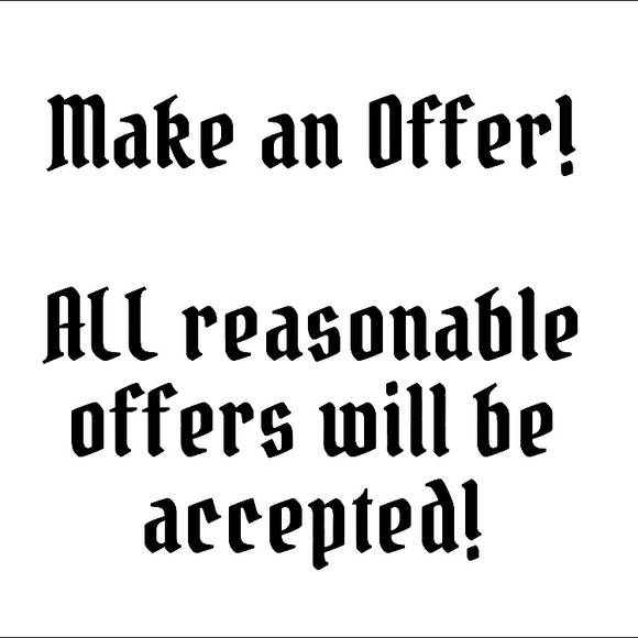 CLOSET CLEAR OUT!! - Picture 1 of 1